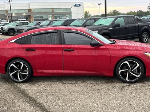 Used 2021 Honda Accord Sport image 27