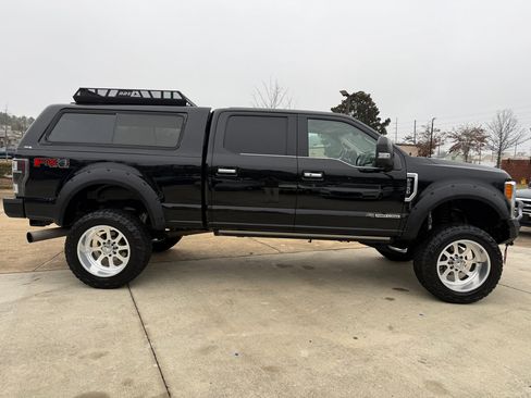Used 2018 Ford F250 Limited w/ FX4 Off-Road Package image 6
