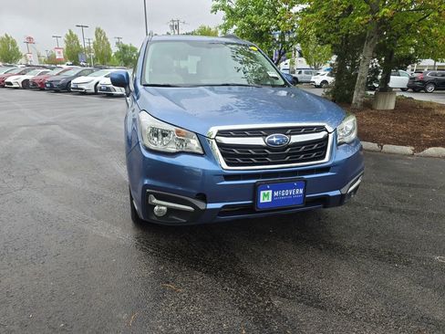 Used 2017 Subaru Forester 2.5i Limited AWD/4WD image 9