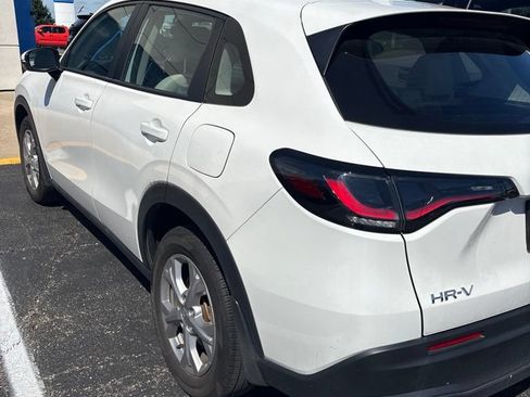 Used 2025 Honda HR-V LX image 5