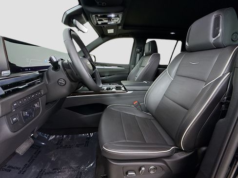 Used 2025 Cadillac Escalade Premium Luxury w/ Touring Package AWD/4WD image 24