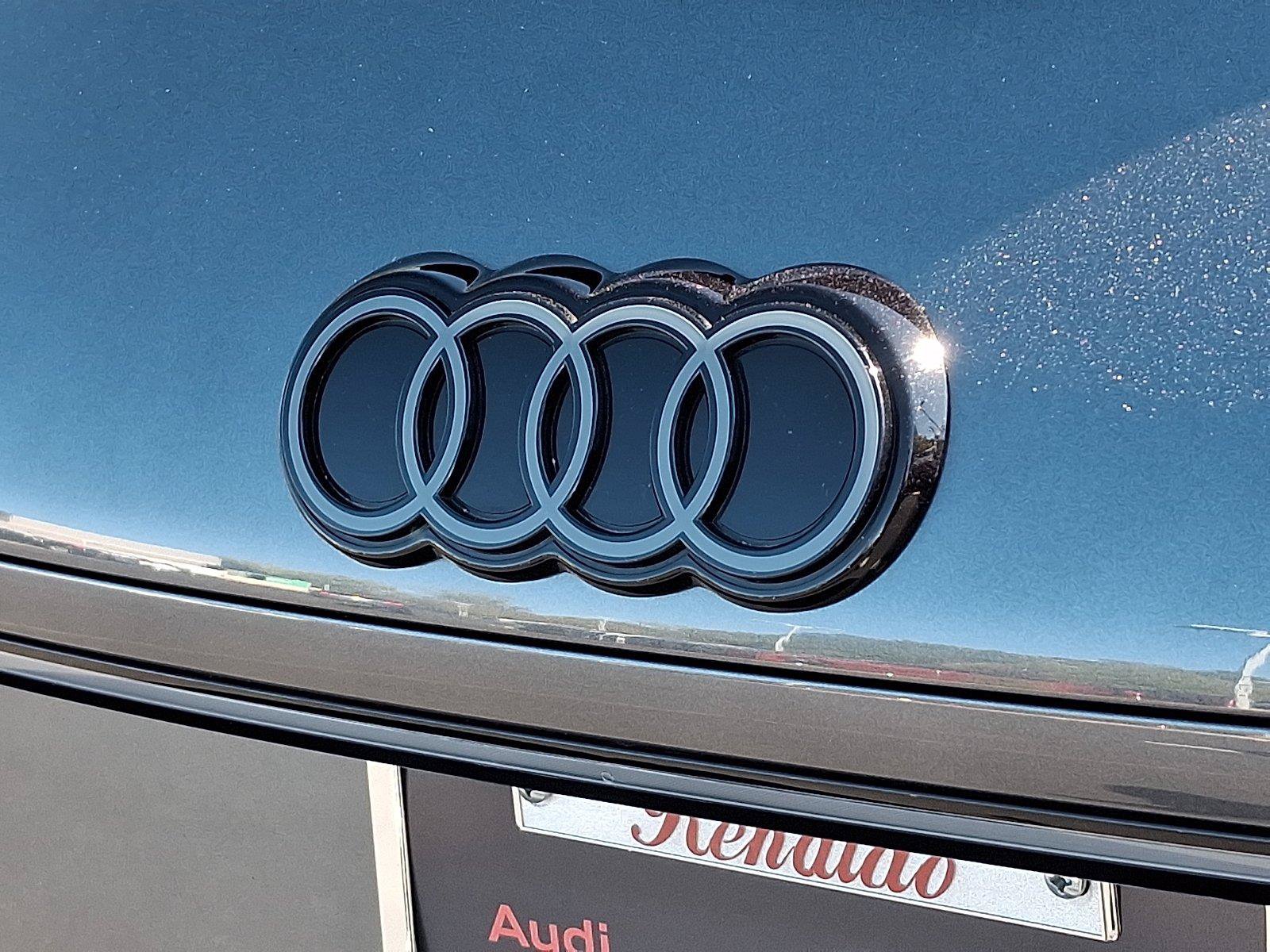 Used 2026 Audi Q3 quattro 2.0T w/ Driver Assistance Package AWD/4WD image 31