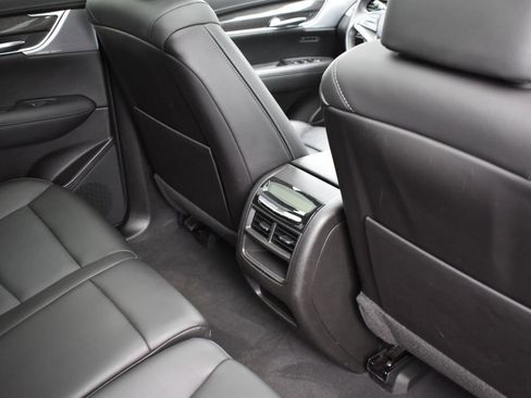 Used 2023 Cadillac XT5 Sportv image 29