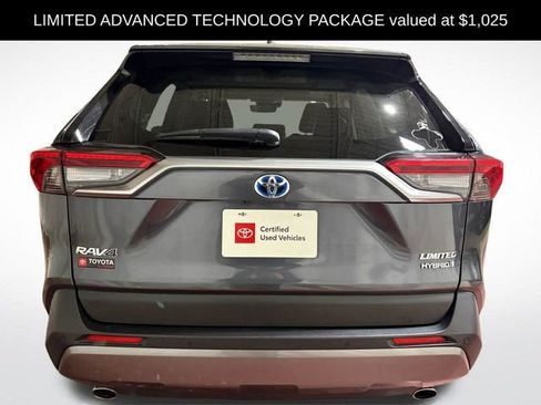 Used 2021 Toyota RAV4 Limited AWD/4WD image 4