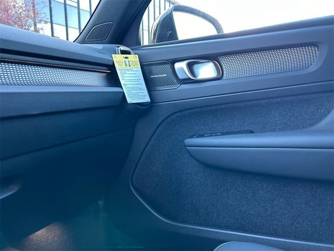 New 2026 Volvo XC40 B5 Ultra w/ Climate Package image 22