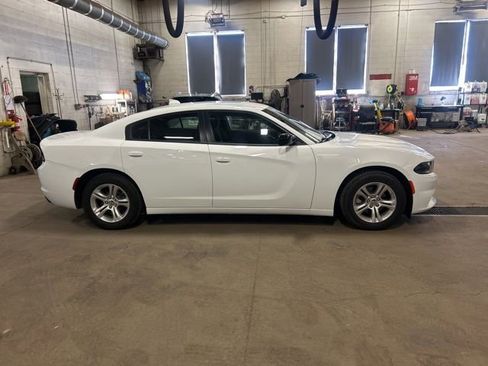 Used 2023 Dodge Charger SXT w/ Cold Weather Package image 4
