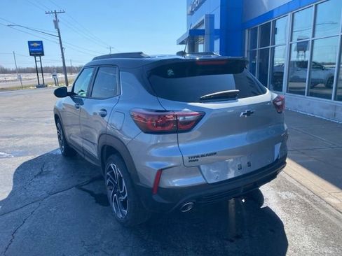 Used 2025 Chevrolet TrailBlazer RS w/ Convenience Package image 4