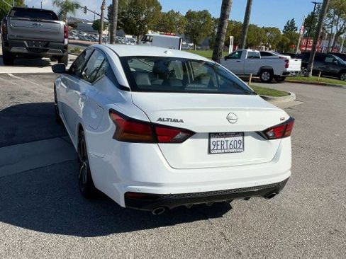 Used 2023 Nissan Altima 2.5 SR image 7
