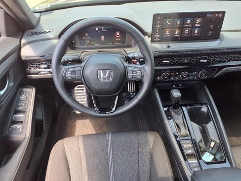 Used 2023 Honda Accord Sport image 10