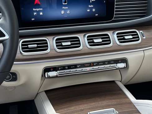 New 2026 Mercedes-Benz GLE 350 4MATIC image 40