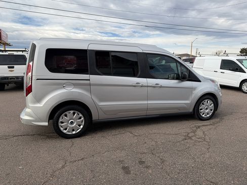 Used 2018 Ford Transit Connect XLT image 10