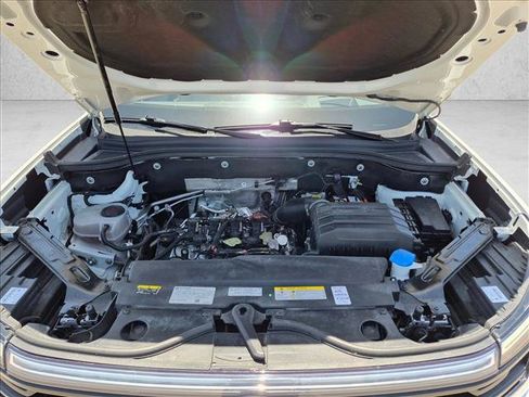 Used 2024 Volkswagen Atlas SEL Premium R-Line AWD/4WD image 23