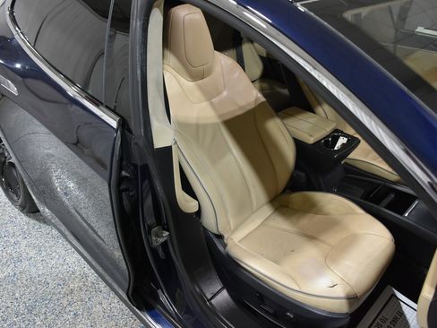 Used 2013 Tesla Model S Performance image 36