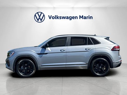 New 2026 Volkswagen Atlas Cross Sport SEL R-Line image 2
