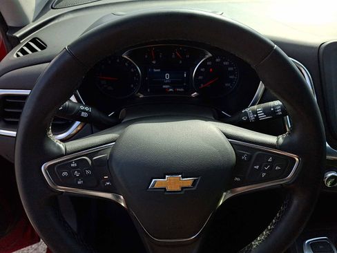 Used 2024 Chevrolet Equinox LT w/ LPO, Floor Liner Package image 18