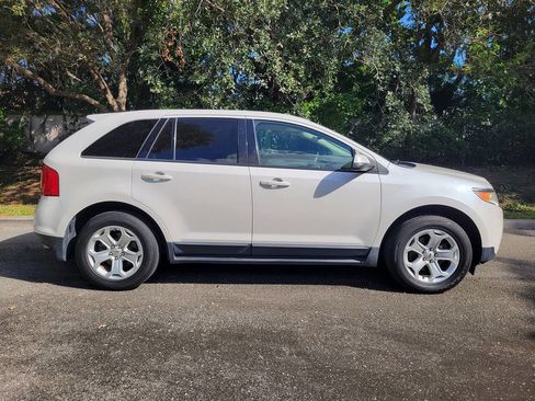 Used 2013 Ford Edge SEL image 8