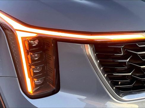 Used 2024 Kia Sorento S image 30