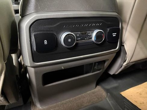 Used 2021 Ford Expedition XLT AWD/4WD image 28