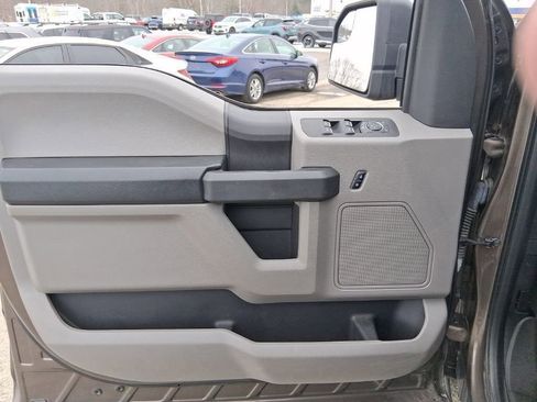 Used 2016 Ford F150 XL w/ Equipment Group 101A Mid image 11