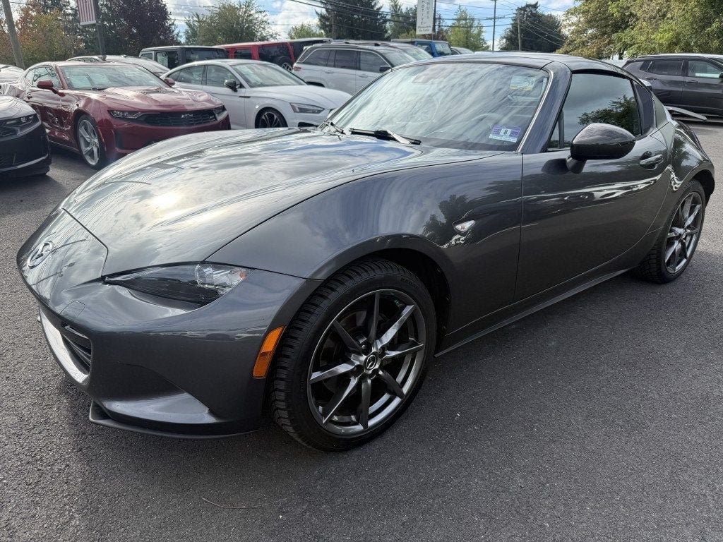 Used 2017 MAZDA MX-5 Miata RF Grand Touring RWD image 9