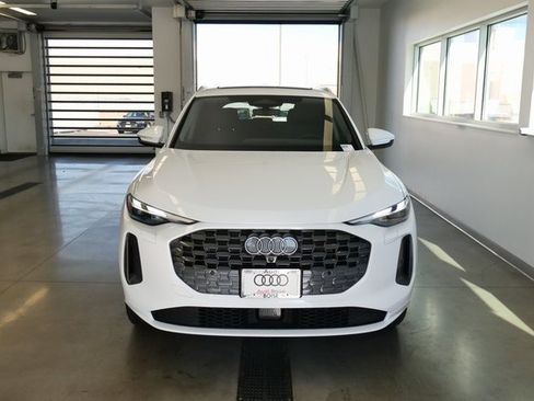 New 2025 Audi Q5 Premium image 2