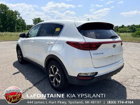 Certified 2022 Kia Sportage LX FWD image 3