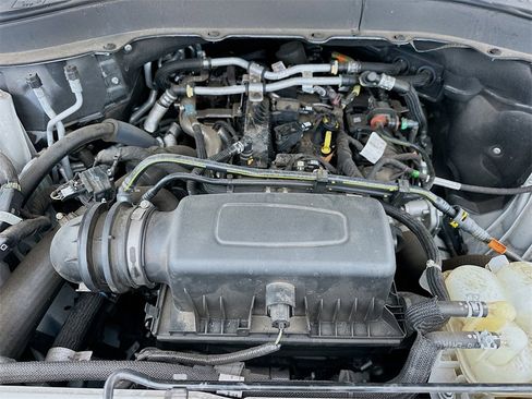 Used 2021 Ford Explorer XLT w/ Equipment Group 202A image 31