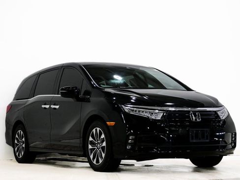 Used 2023 Honda Odyssey EX-L image 1
