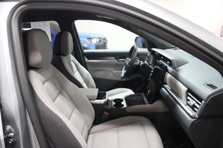 Used 2025 GMC Terrain Elevation AWD/4WD image 24