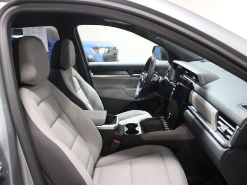 Used 2025 GMC Terrain Elevation AWD/4WD image 24