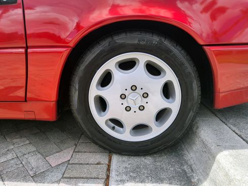 Used 1993 Mercedes-Benz 500 SL image 32