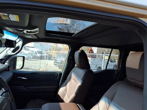 Used 2025 Toyota Land Cruiser image 11