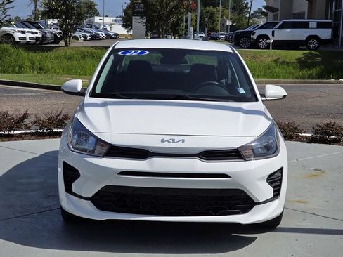 Used 2022 Kia Rio LX FWD image 2