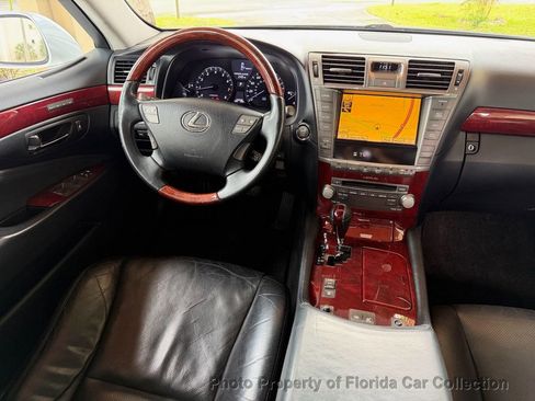 Used 2010 Lexus LS 460 RWD image 7