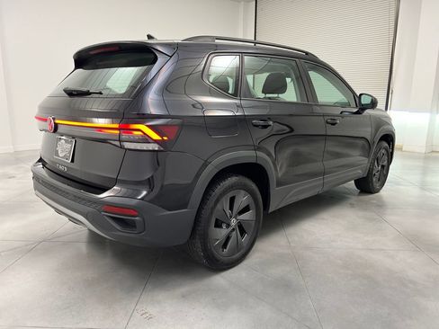 Used 2025 Volkswagen Taos S FWD image 9