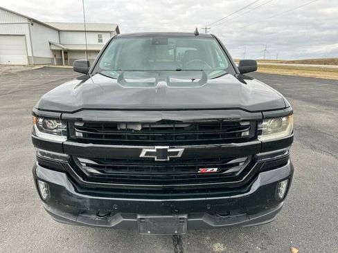 Used 2017 Chevrolet Silverado 1500 LTZ Z71 w/ LTZ Plus Package image 8