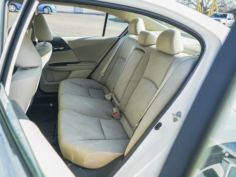 Used 2017 Honda Accord LX image 7