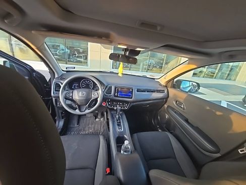 Used 2022 Honda HR-V EX image 17