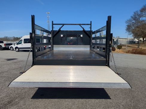 Used 2021 RAM 5500 Tradesman w/ Chrome Appearance Group image 11