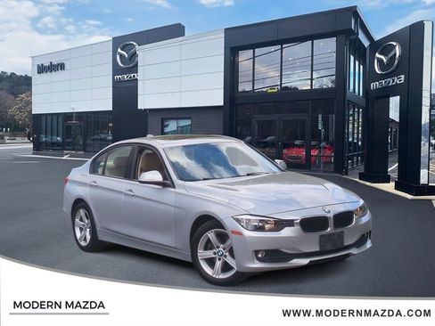 Used 2015 BMW 320i xDrive Sedan AWD/4WD image 1