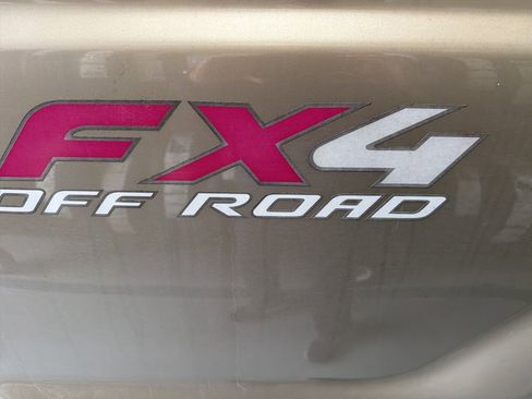 Used 2010 Ford F250 XL image 10