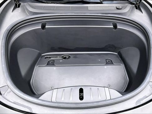 Used 2020 Tesla Model 3 Standard Range Plus image 30