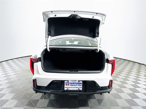 Used 2025 Kia K4 GT-Line w/ GT-Line Premium Package image 30