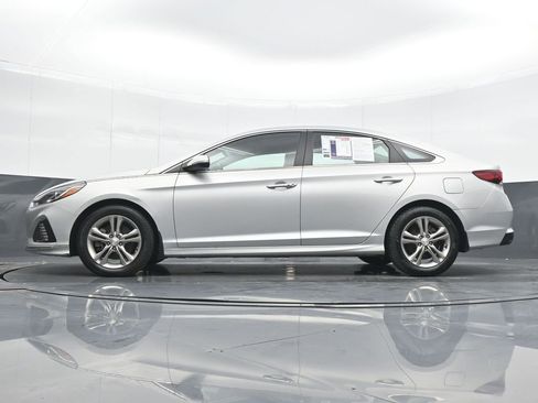 Used 2019 Hyundai Sonata SEL w/ Tech Package 02 FWD image 18