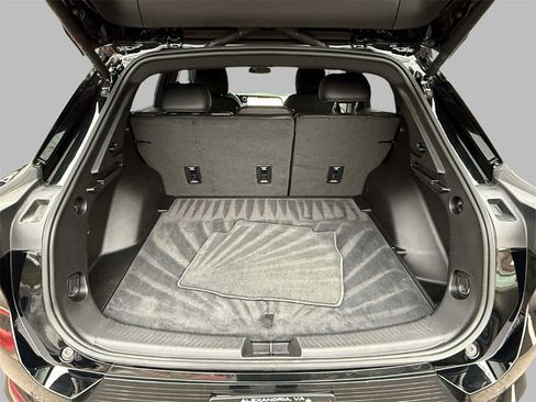 Used 2025 Chevrolet Equinox EV LT image 17