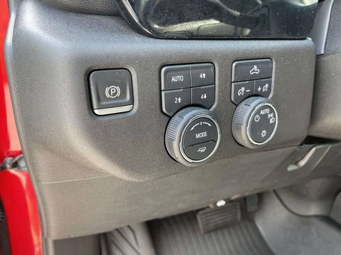 Used 2023 Chevrolet Silverado 1500 LT AWD/4WD image 47