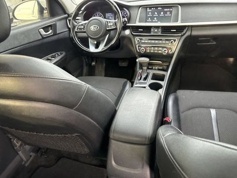 Used 2019 Kia Optima S w/ S Panoramic Sunroof Package image 38