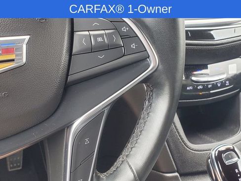 Certified 2024 Cadillac XT5 Luxury w/ LPO, Floor Liner Package AWD/4WD image 14