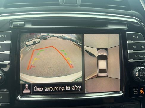 Certified 2023 Nissan Maxima SR w/ Sport Mat Group image 35