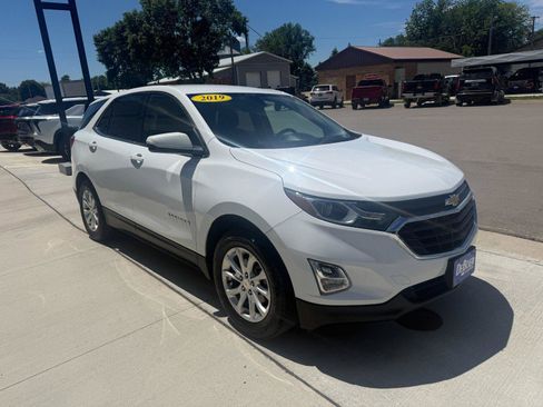 Used 2019 Chevrolet Equinox LT FWD image 6